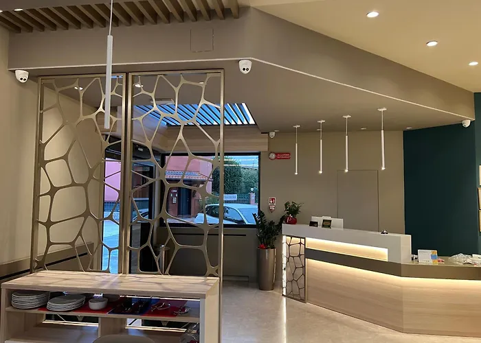 Real 3* 奇尼塞洛巴尔萨莫